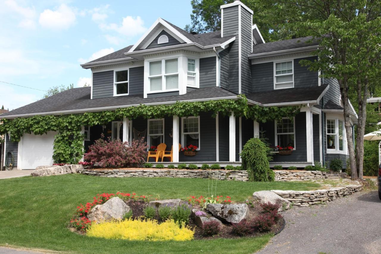 La Petite Hermine B&B Stoneham Exteriör bild