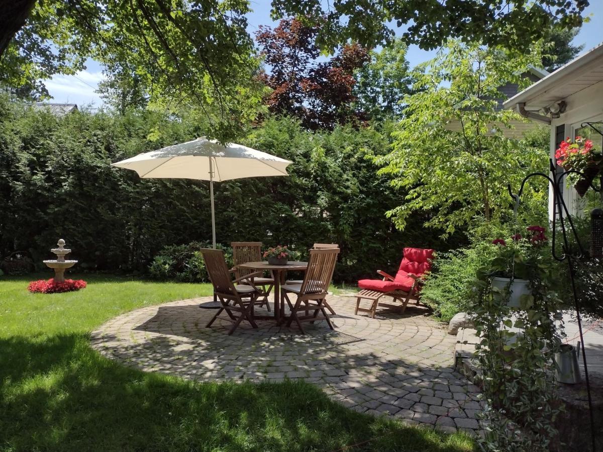 La Petite Hermine B&B Stoneham Exteriör bild